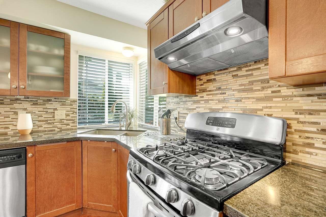 9141 143a Street, Surrey, British Columbia  V3V 7T7 - Photo 7 - R2953121