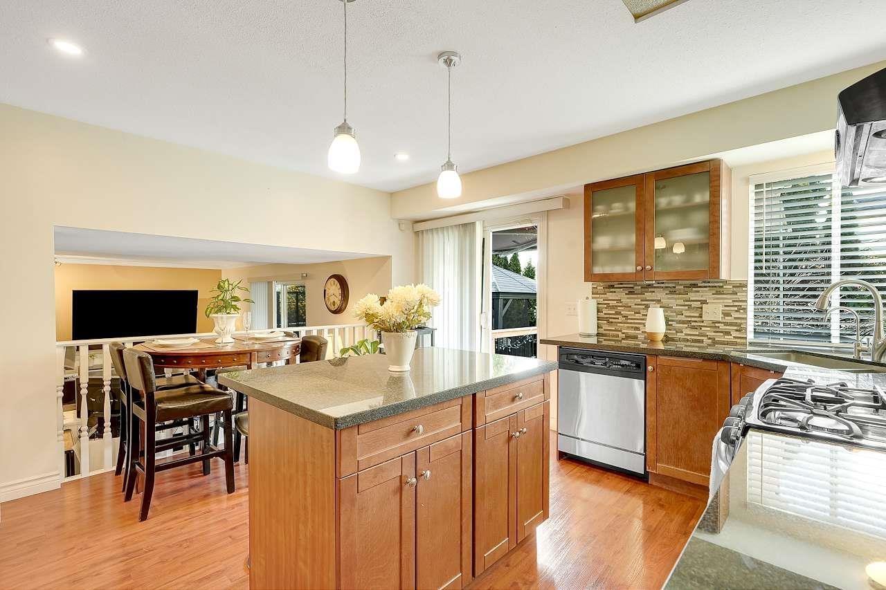 Property at 9141 143A STREET image 4