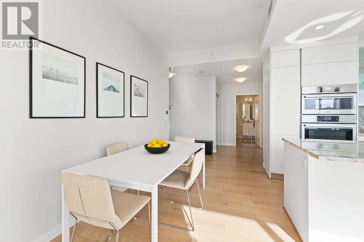 Listing Picture 12 of 34 : 1701 1708 ONTARIO STREET, Vancouver / 溫哥華 - 魯藝地產 Yvonne Lu Group - MLS Medallion Club Member