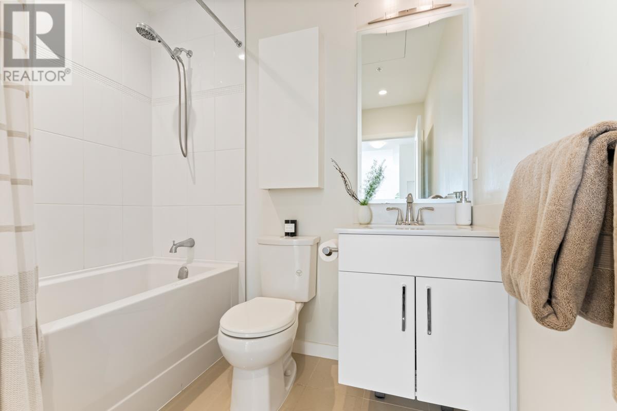 Listing Picture 22 of 34 : 1701 1708 ONTARIO STREET, Vancouver / 溫哥華 - 魯藝地產 Yvonne Lu Group - MLS Medallion Club Member