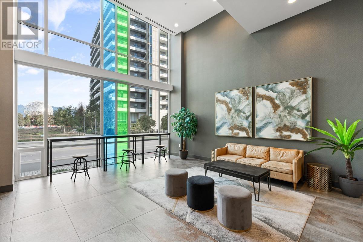 Listing Picture 3 of 34 : 1701 1708 ONTARIO STREET, Vancouver / 溫哥華 - 魯藝地產 Yvonne Lu Group - MLS Medallion Club Member