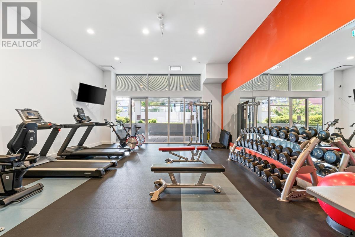 Listing Picture 31 of 34 : 1701 1708 ONTARIO STREET, Vancouver / 溫哥華 - 魯藝地產 Yvonne Lu Group - MLS Medallion Club Member