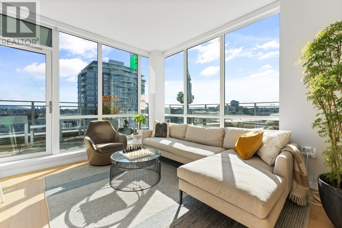 Listing Picture 9 of 34 : 1701 1708 ONTARIO STREET, Vancouver / 溫哥華 - 魯藝地產 Yvonne Lu Group - MLS Medallion Club Member