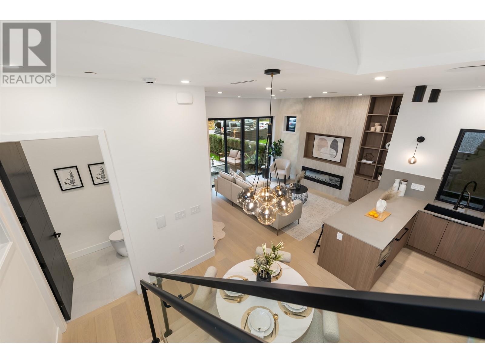 Listing Picture 16 of 40 : 1 351 E 38TH AVENUE, Vancouver / 溫哥華 - 魯藝地產 Yvonne Lu Group - MLS Medallion Club Member