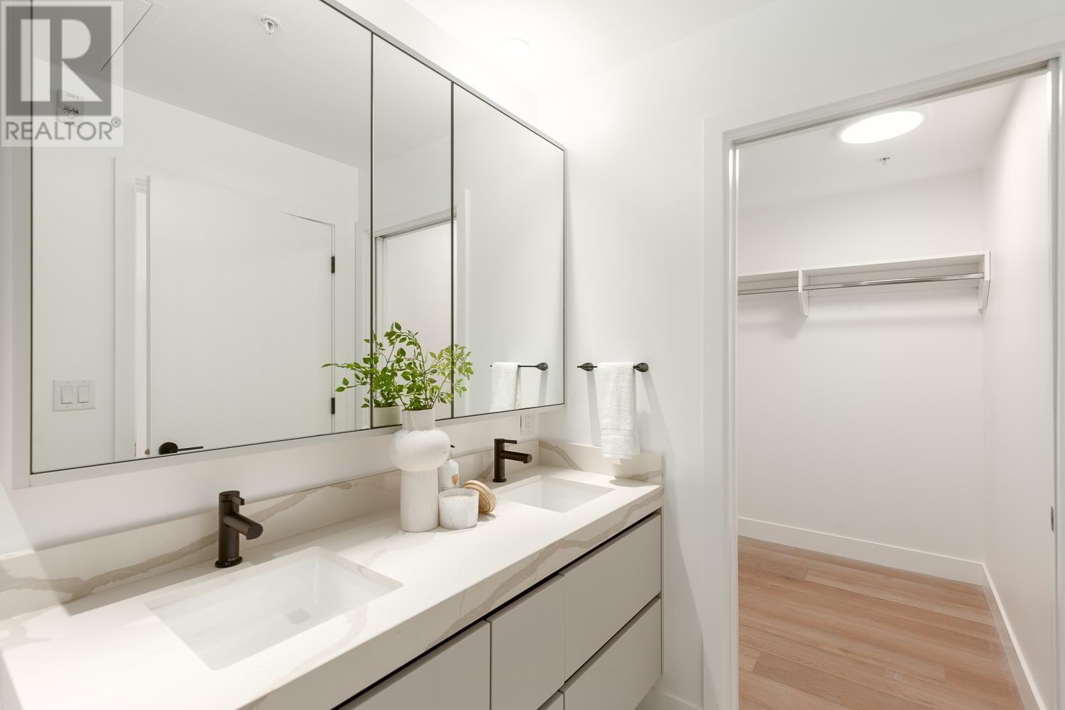 201 239 E 16th Avenue, Vancouver, British Columbia  V5T 2T5 - Photo 15 - R2953014