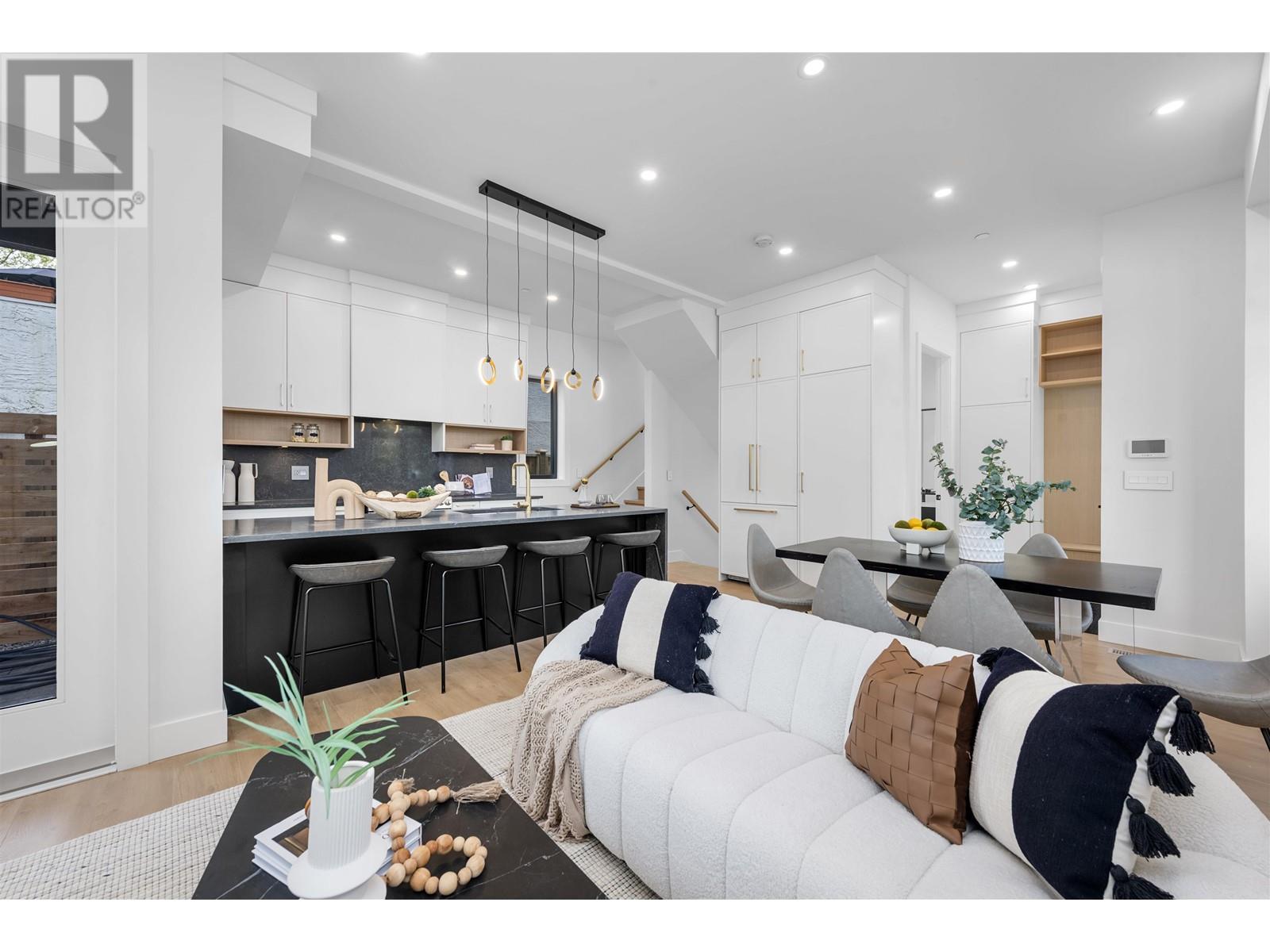 1006 E 15th Avenue, Vancouver, British Columbia  V5T 4B1 - Photo 11 - R2953015