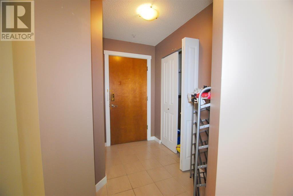 Listing Picture 28 of 30 : 3306 5119 GARDEN CITY ROAD, Richmond / 烈治文 - 魯藝地產 Yvonne Lu Group - MLS Medallion Club Member