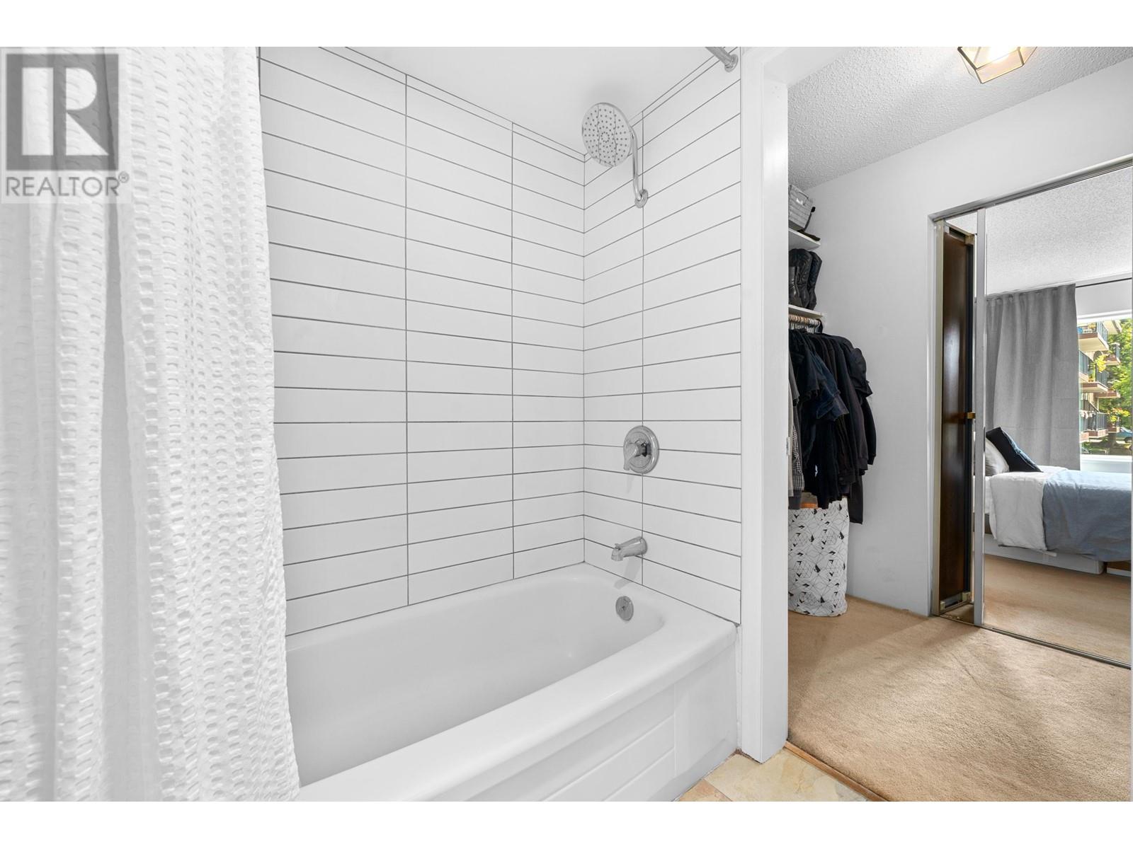 207 145 E 12th Street, North Vancouver, British Columbia V7L 2J3 - Photo 21 - R2953053