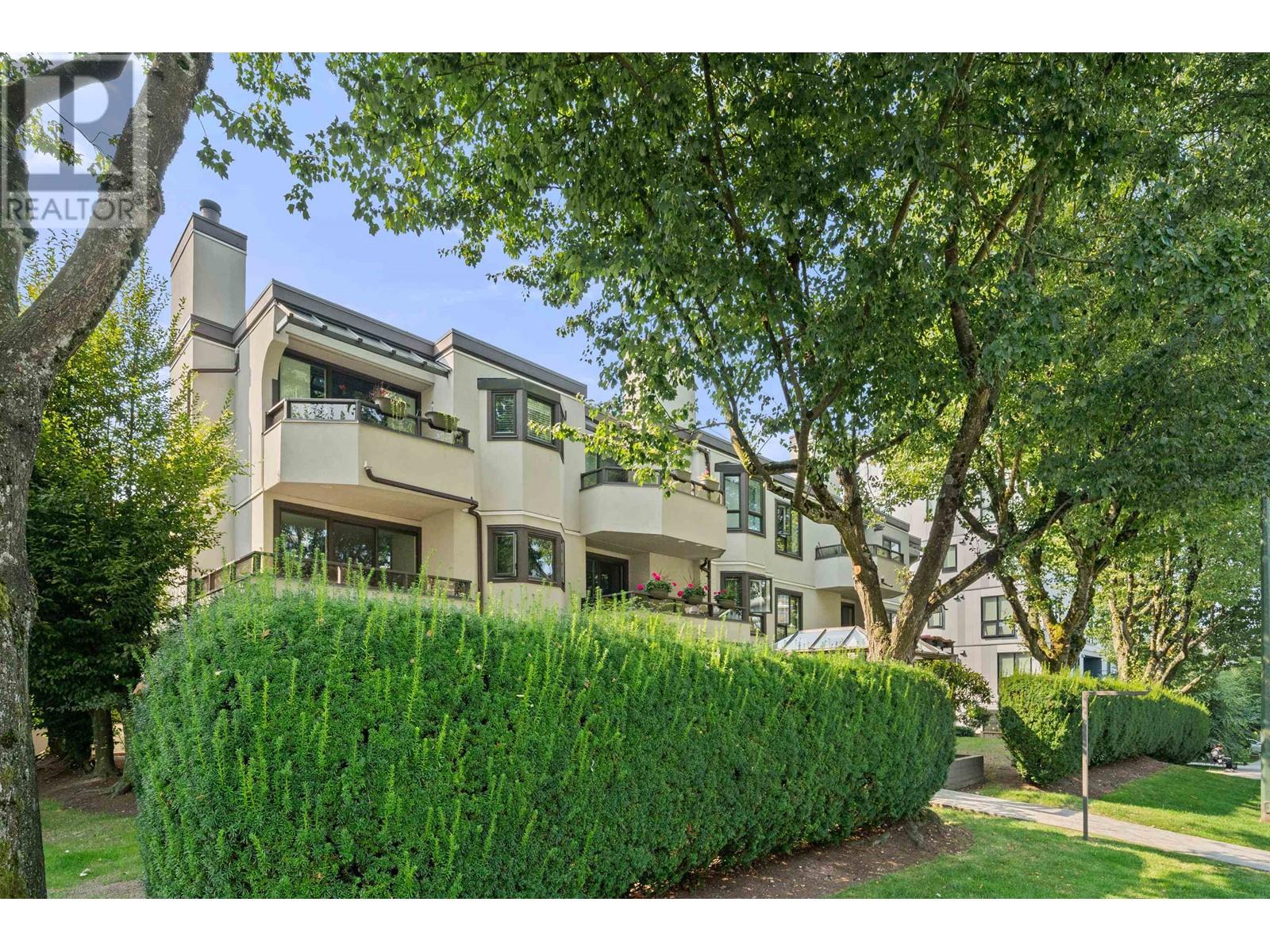 207 145 E 12th Street, North Vancouver, British Columbia V7L 2J3 - Photo 32 - R2953053