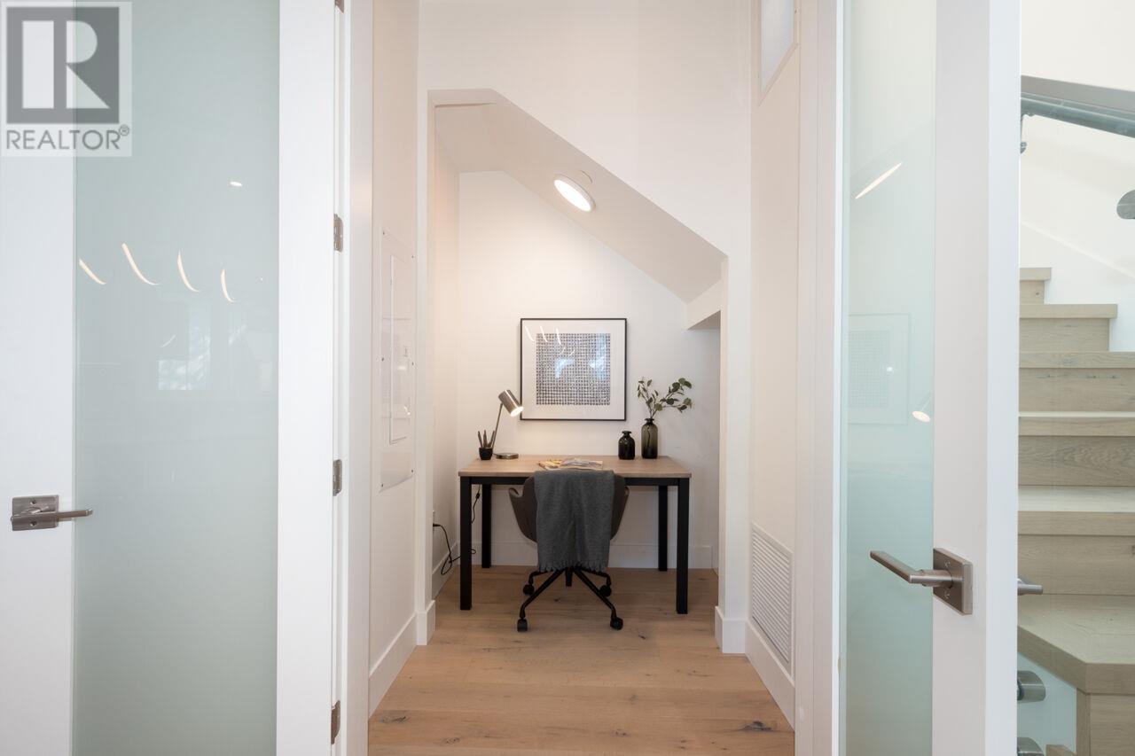 Listing Picture 21 of 36 : 3075 COURTENAY STREET, Vancouver / 溫哥華 - 魯藝地產 Yvonne Lu Group - MLS Medallion Club Member