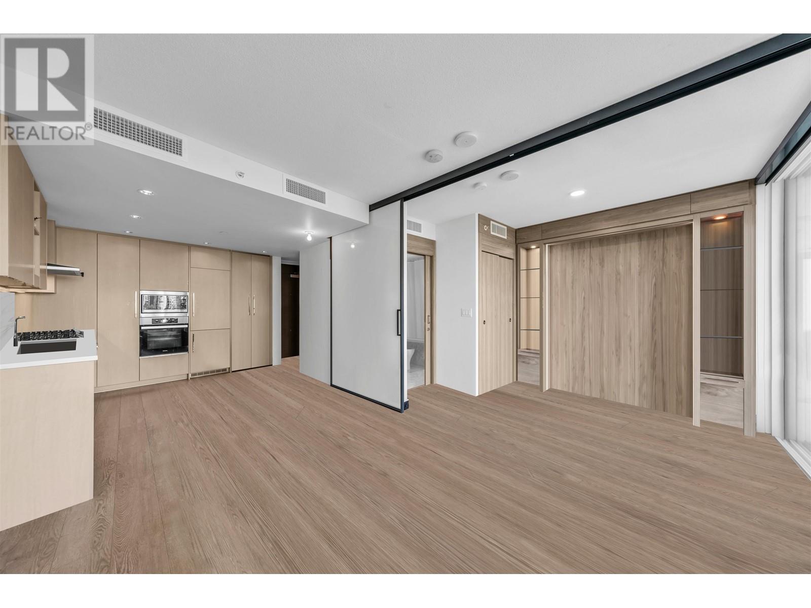 Listing Picture 8 of 21 : 903 89 NELSON STREET, Vancouver / 溫哥華 - 魯藝地產 Yvonne Lu Group - MLS Medallion Club Member