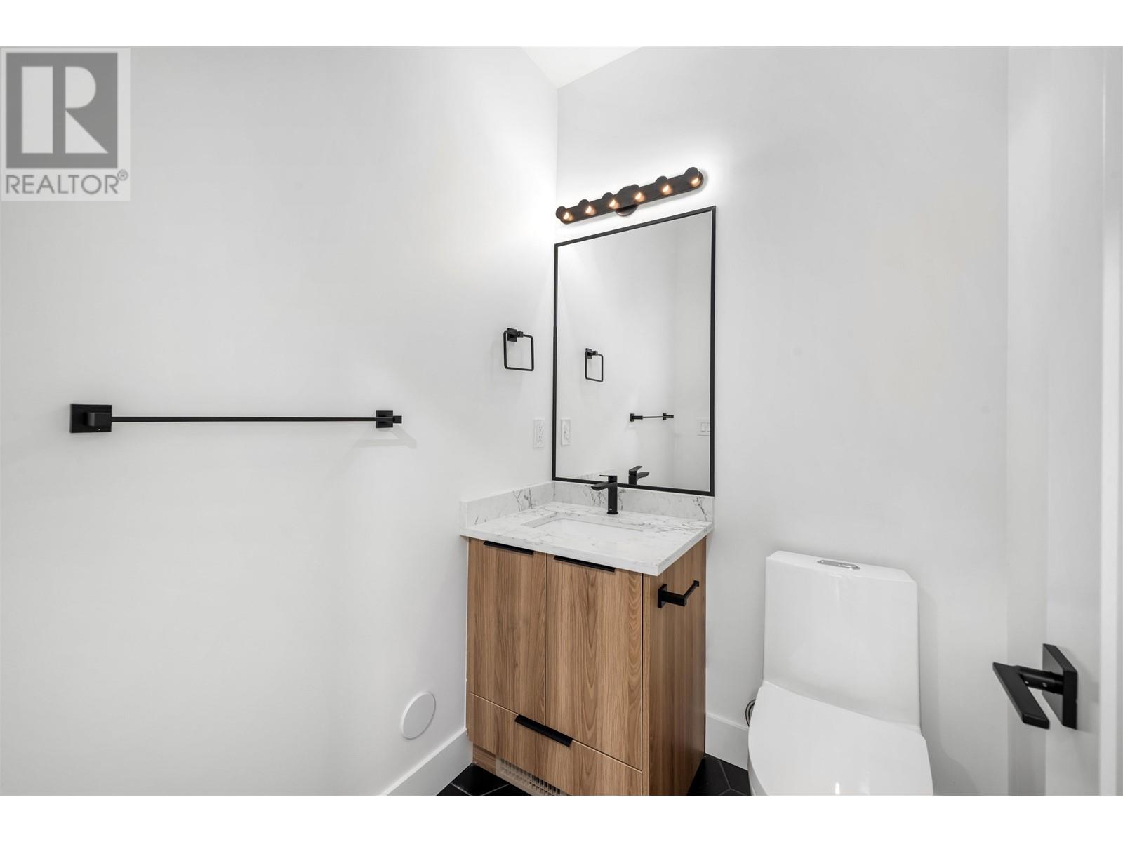 2 1160 Rossland Street, Vancouver, British Columbia  V5K 4A1 - Photo 10 - R2953118