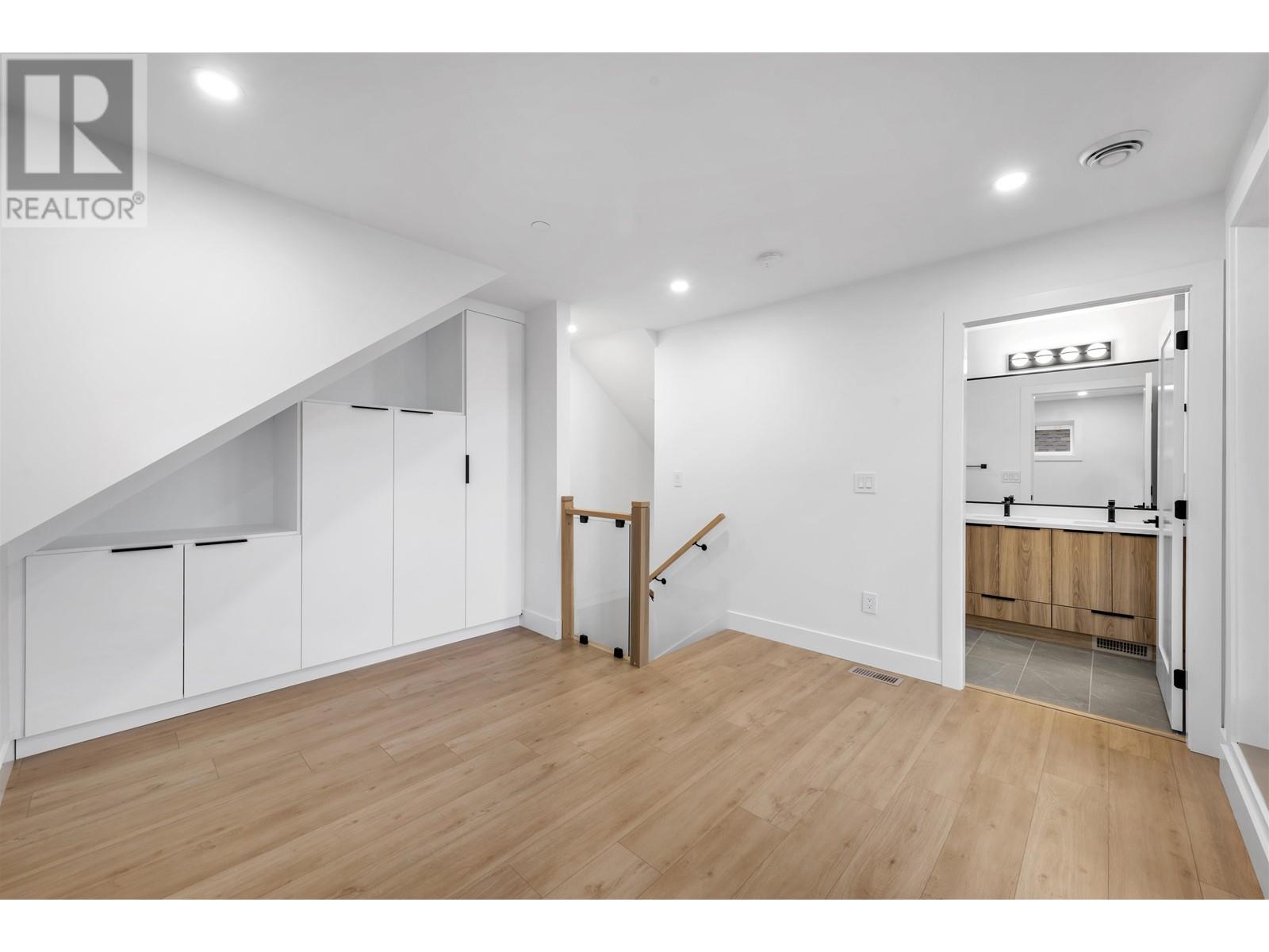 2 1160 Rossland Street, Vancouver, British Columbia  V5K 4A1 - Photo 22 - R2953118