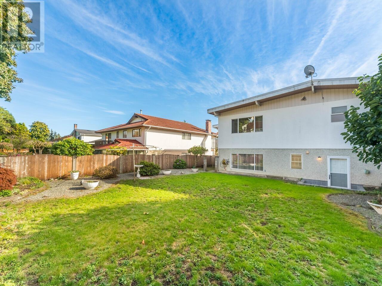 Listing Picture 16 of 28 : 7745 MUNROE CRESCENT, Vancouver / 溫哥華 - 魯藝地產 Yvonne Lu Group - MLS Medallion Club Member