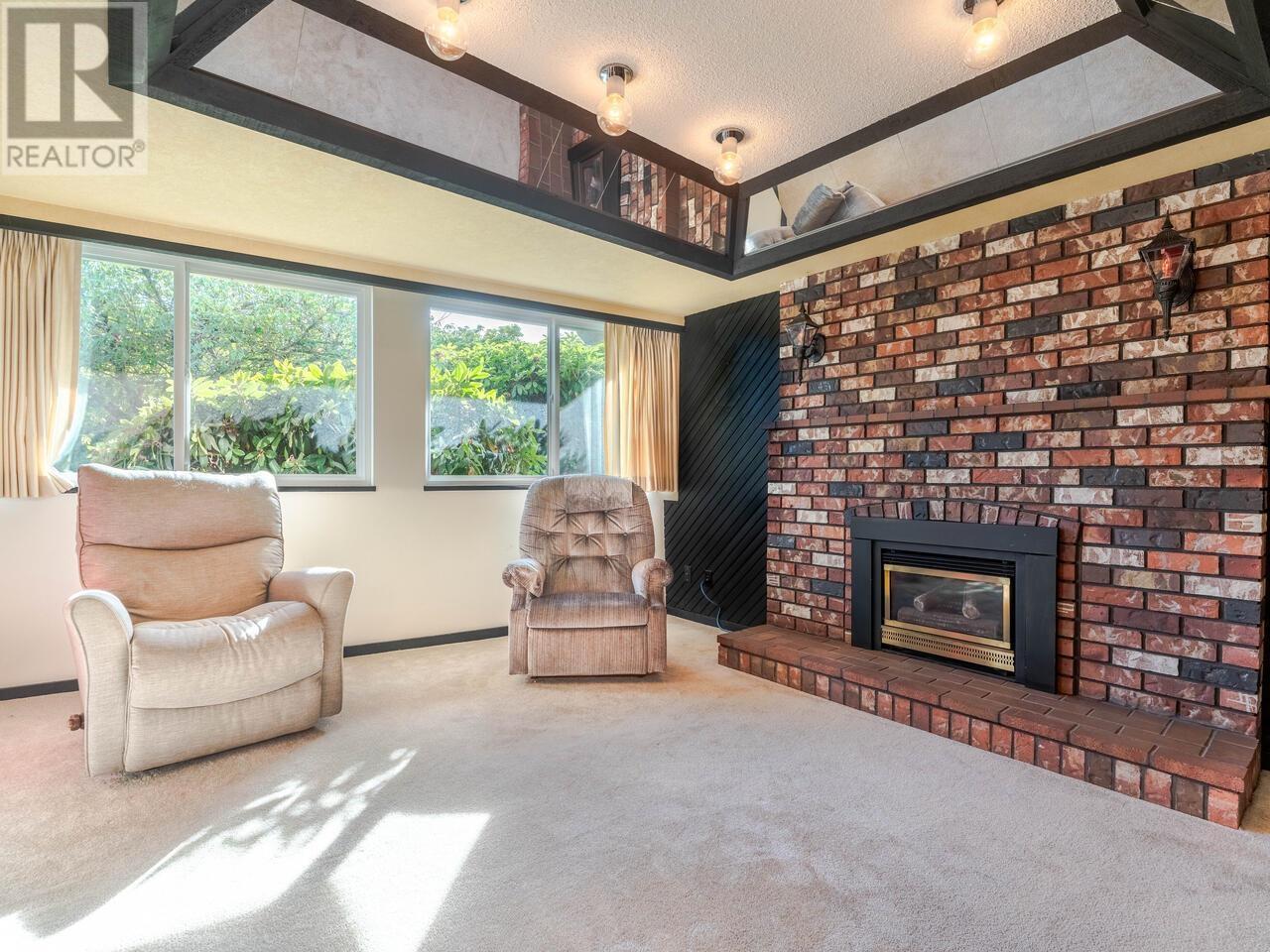 Listing Picture 18 of 28 : 7745 MUNROE CRESCENT, Vancouver / 溫哥華 - 魯藝地產 Yvonne Lu Group - MLS Medallion Club Member