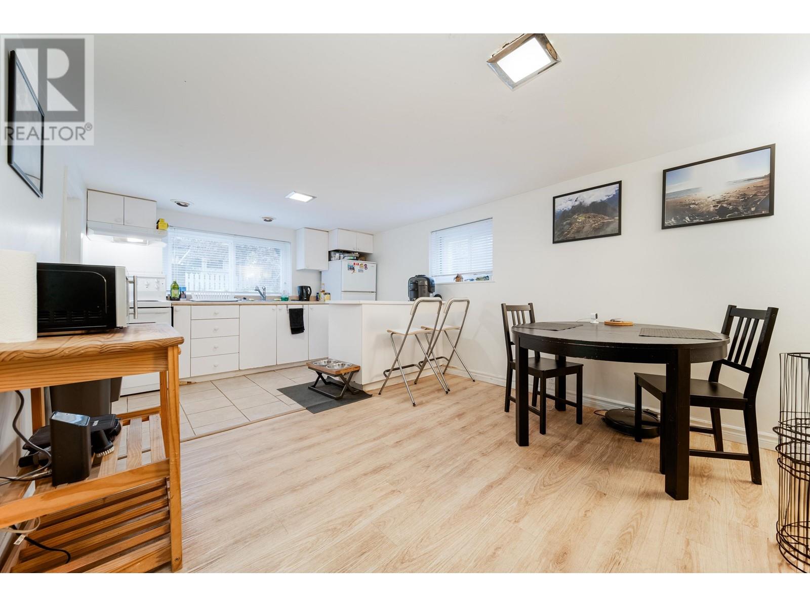 Listing Picture 31 of 36 : 3007 W 32ND AVENUE, Vancouver / 溫哥華 - 魯藝地產 Yvonne Lu Group - MLS Medallion Club Member