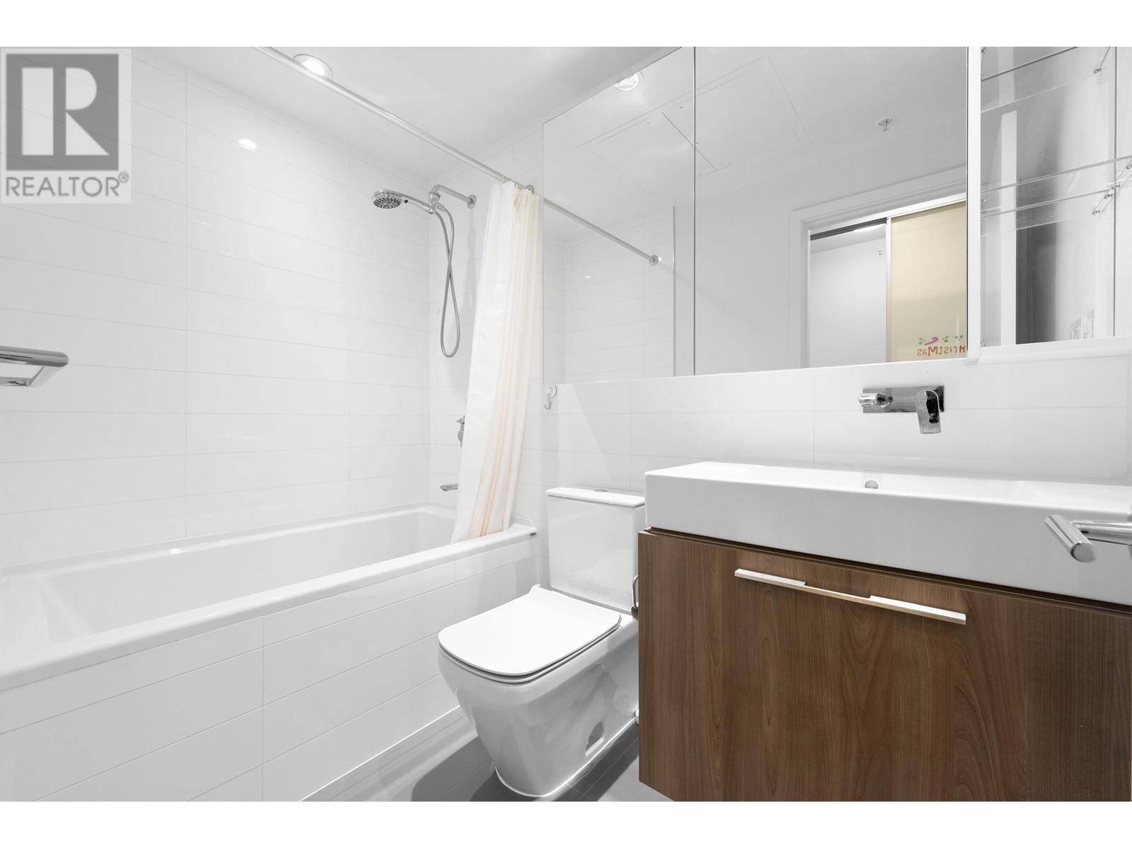 Listing Picture 18 of 37 : 5507 4510 HALIFAX WAY, Burnaby / 本拿比 - 魯藝地產 Yvonne Lu Group - MLS Medallion Club Member