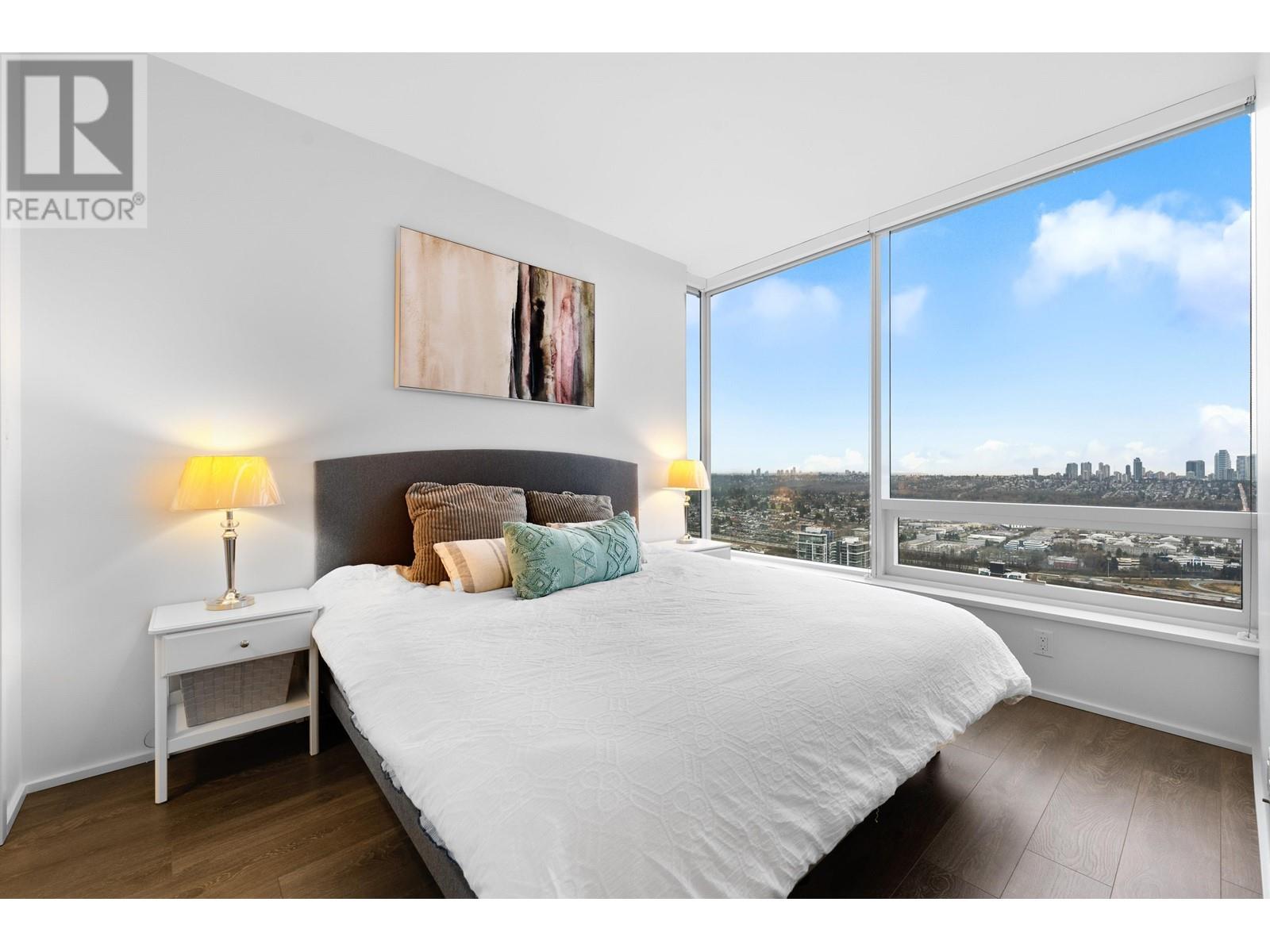 Listing Picture 10 of 37 : 5507 4510 HALIFAX WAY, Burnaby / 本拿比 - 魯藝地產 Yvonne Lu Group - MLS Medallion Club Member