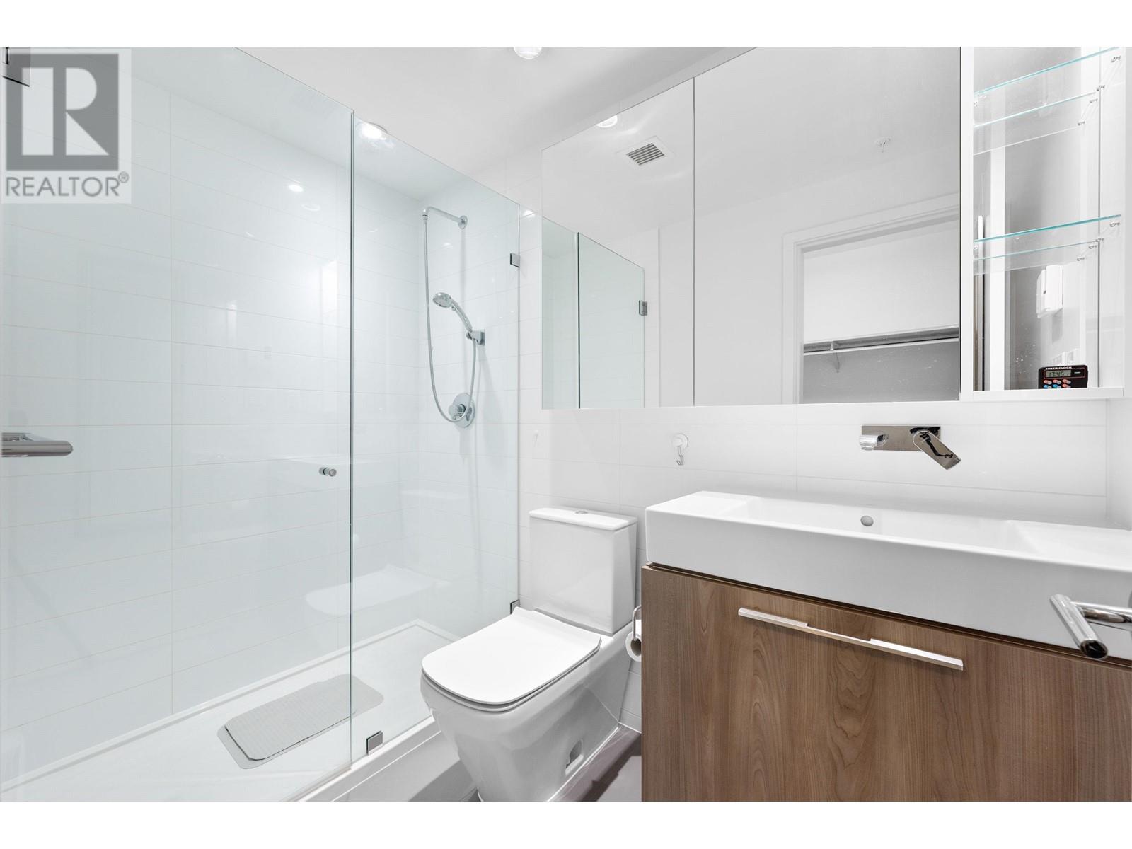 Listing Picture 16 of 37 : 5507 4510 HALIFAX WAY, Burnaby / 本拿比 - 魯藝地產 Yvonne Lu Group - MLS Medallion Club Member