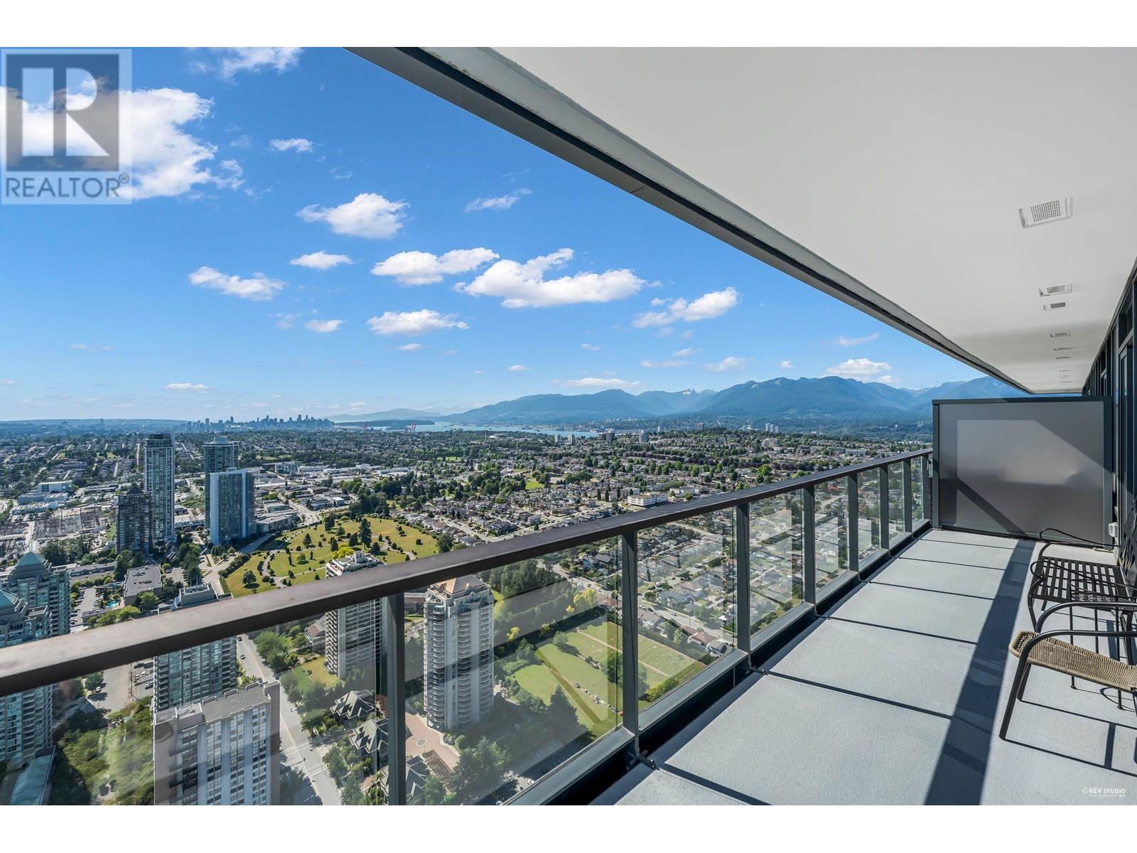 Listing Picture 25 of 37 : 5507 4510 HALIFAX WAY, Burnaby / 本拿比 - 魯藝地產 Yvonne Lu Group - MLS Medallion Club Member