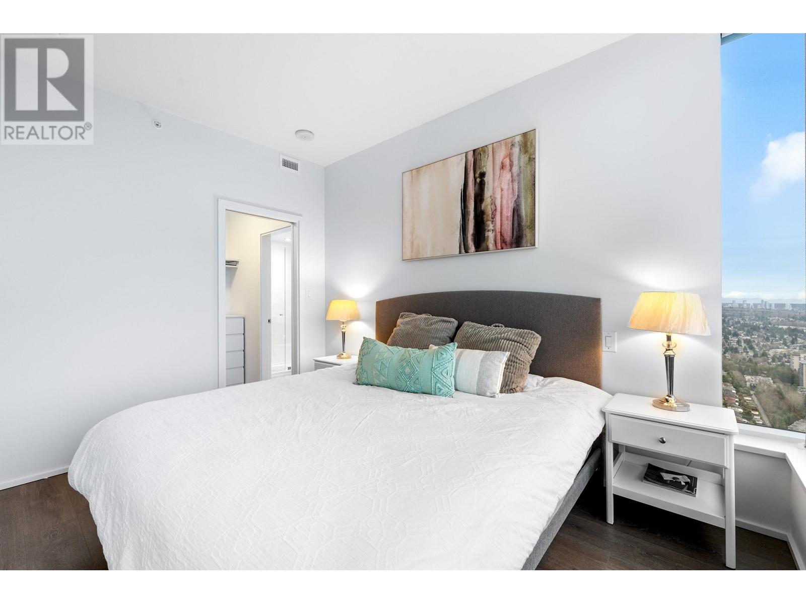 Listing Picture 13 of 37 : 5507 4510 HALIFAX WAY, Burnaby / 本拿比 - 魯藝地產 Yvonne Lu Group - MLS Medallion Club Member
