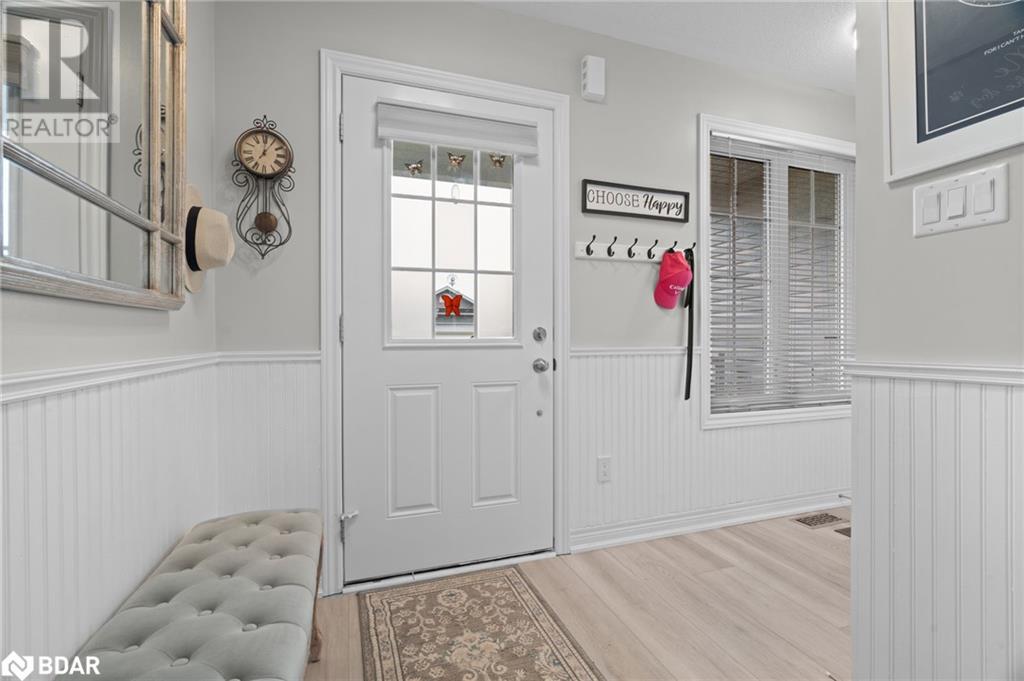 8 Sinclair Crescent, Ramara, Ontario  L3V 8J9 - Photo 2 - 40688044