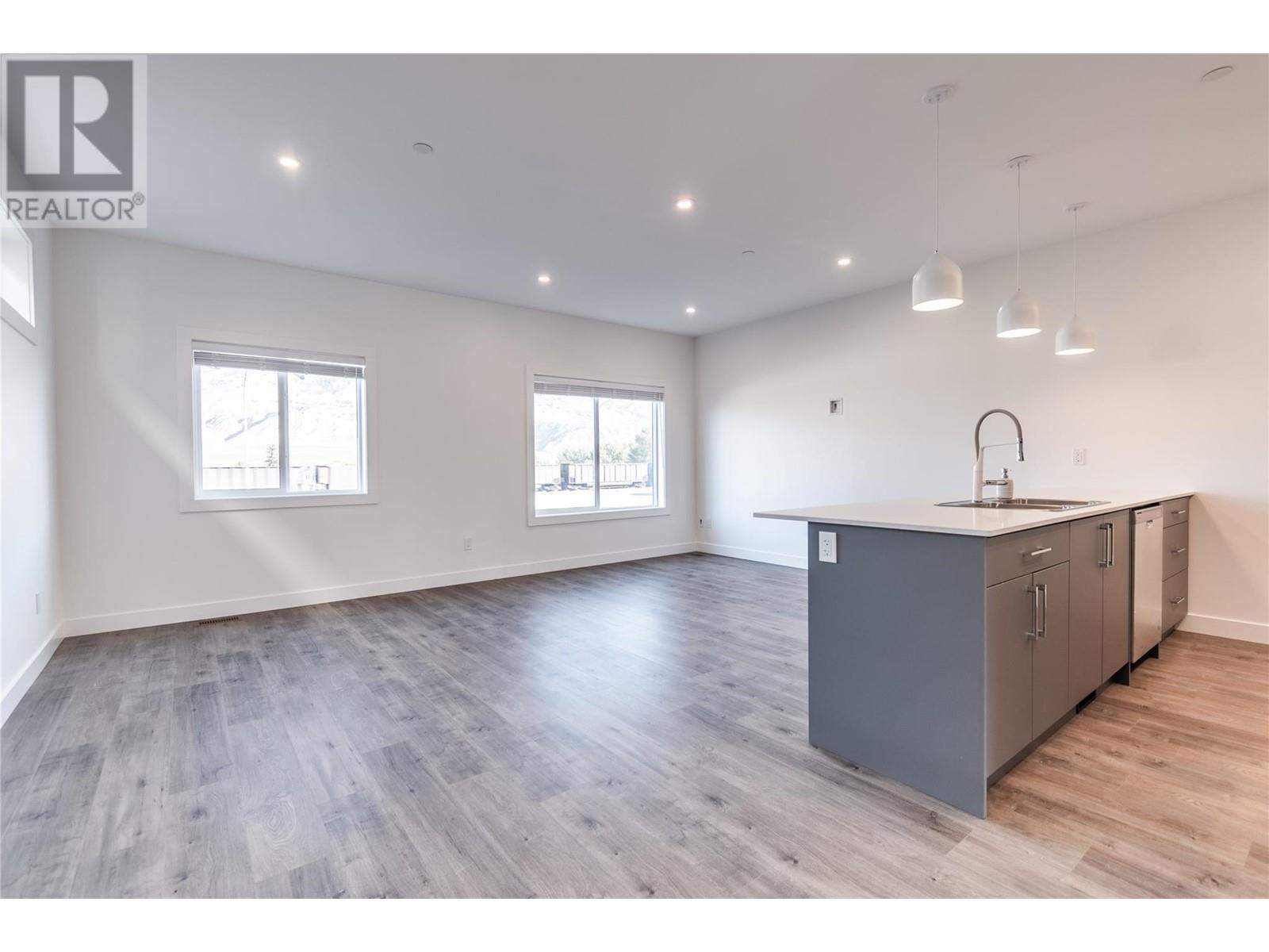8960 Dallas Drive Unit# 116, Kamloops, British Columbia  V2C 6V1 - Photo 5 - 10331335