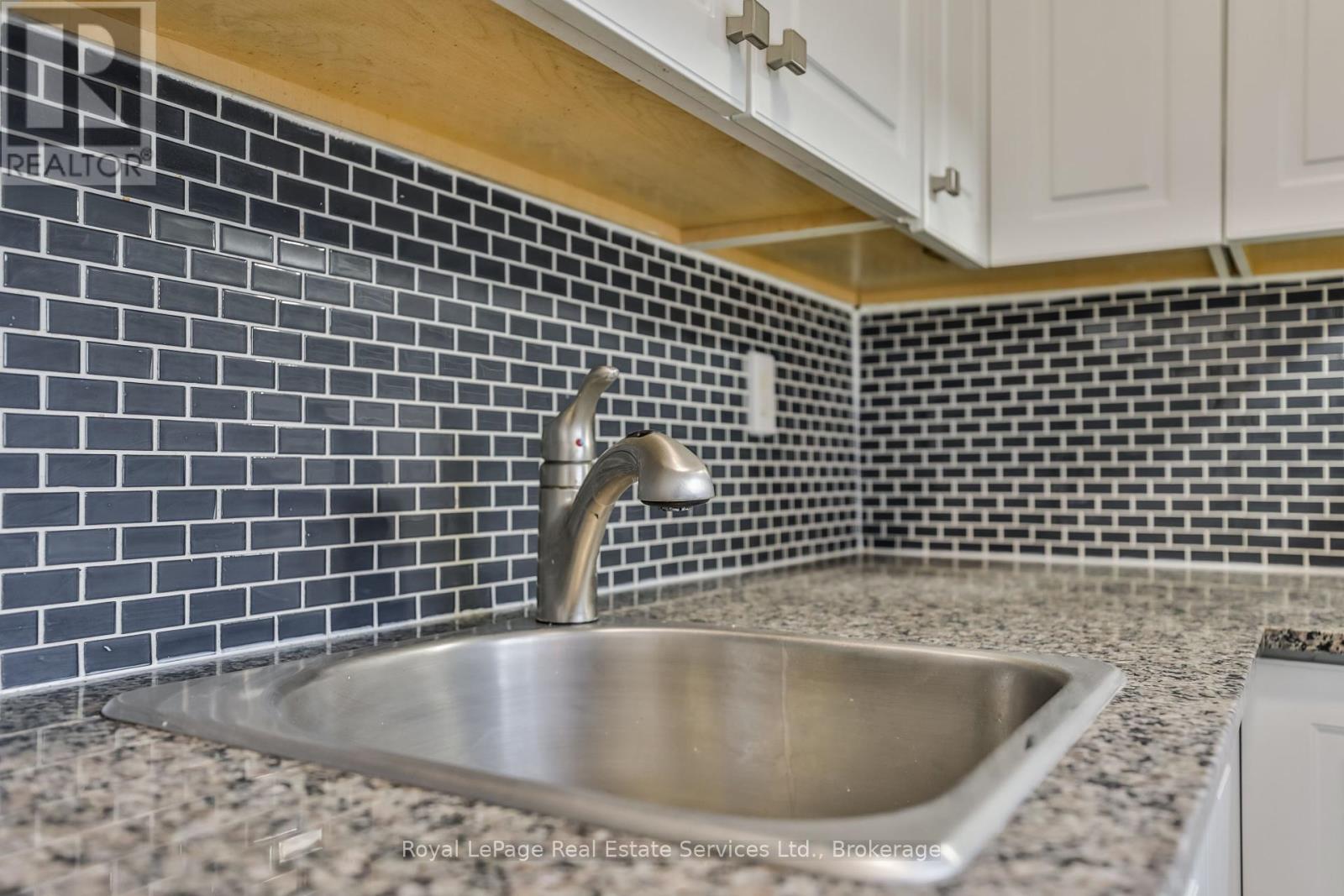 1807 - 30 Gloucester Street, Toronto (Church-Yonge Corridor), Ontario  M4Y 1L6 - Photo 18 - C11910039