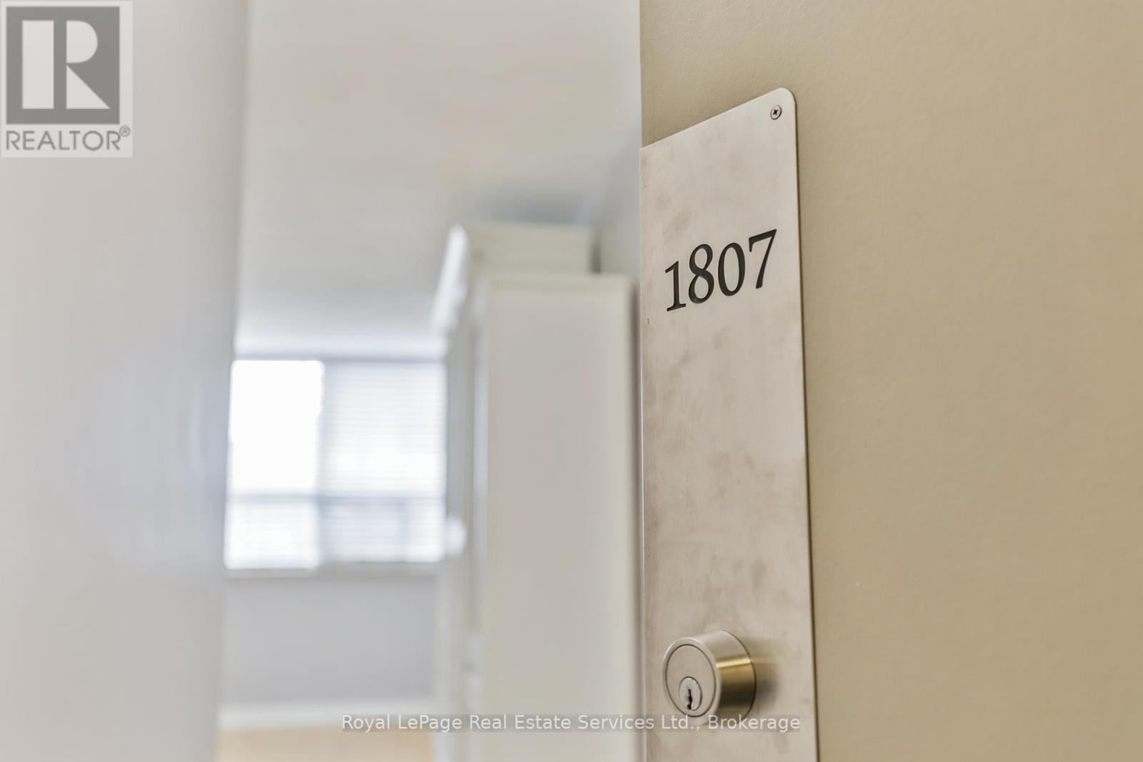 1807 - 30 Gloucester Street, Toronto (Church-Yonge Corridor), Ontario  M4Y 1L6 - Photo 8 - C11910039