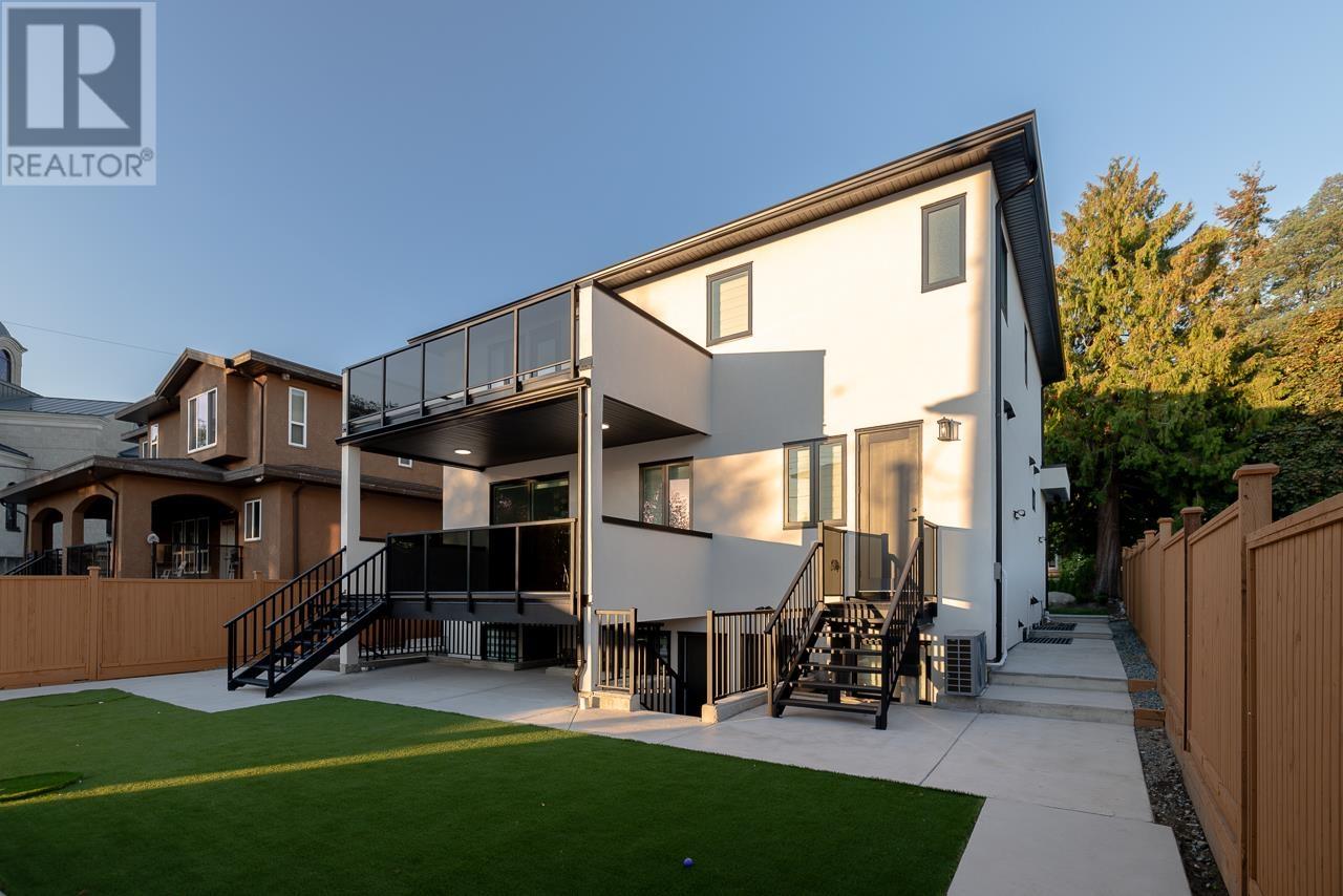7867 Canada Way, Burnaby, British Columbia  V3N 3K8 - Photo 6 - R2952721