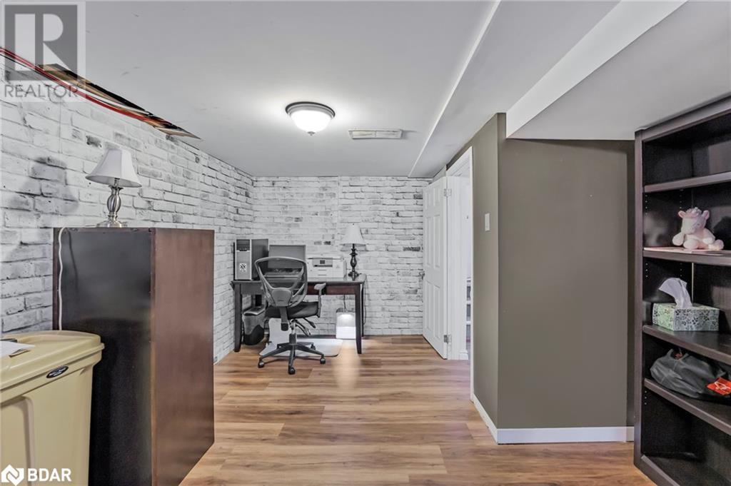 219 Steel Street, Barrie, Ontario  L4M 2G8 - Photo 40 - 40687481