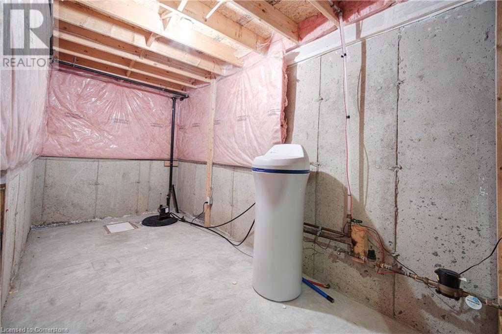 284 Sophia Crescent, Kitchener, Ontario  N2R 1X9 - Photo 11 - 40688188