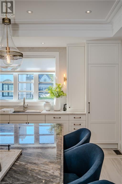 1207 Lakeshore Road West Road, Oakville, Ontario  L6L 1E7 - Photo 11 - 40687970