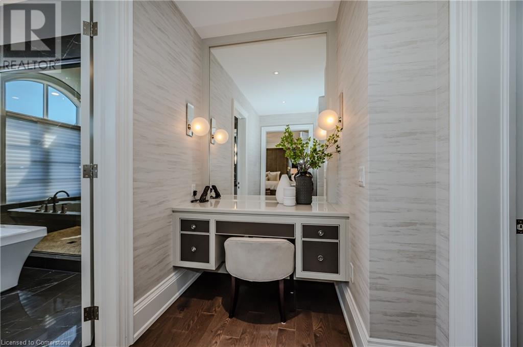 1207 Lakeshore Road West Road, Oakville, Ontario  L6L 1E7 - Photo 28 - 40687970