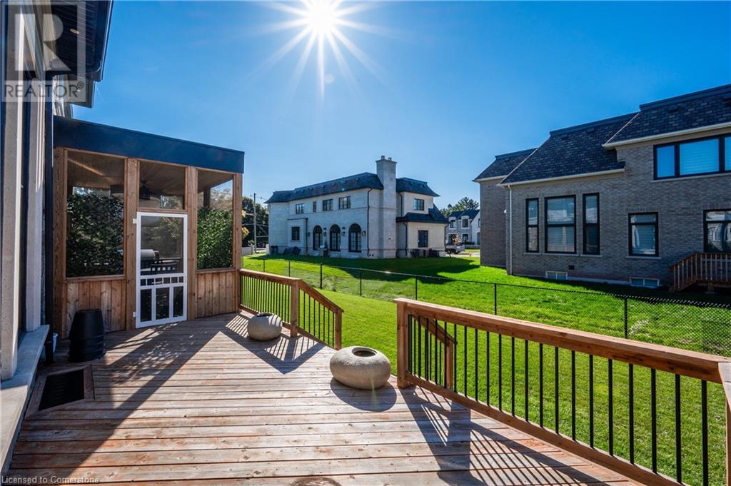 1207 Lakeshore Road West Road, Oakville, Ontario  L6L 1E7 - Photo 47 - 40687970