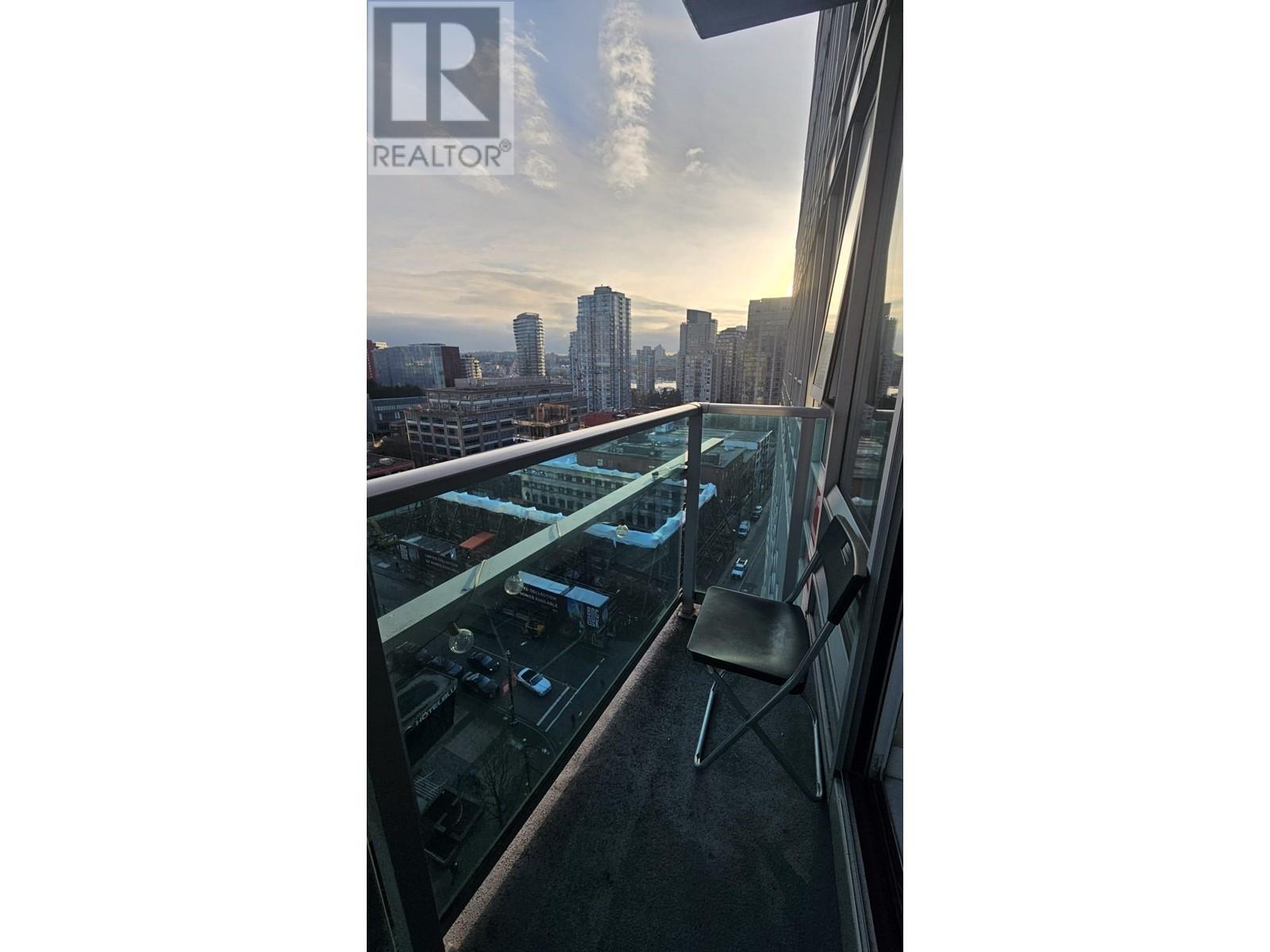 Property at 1606 233 ROBSON STREET image