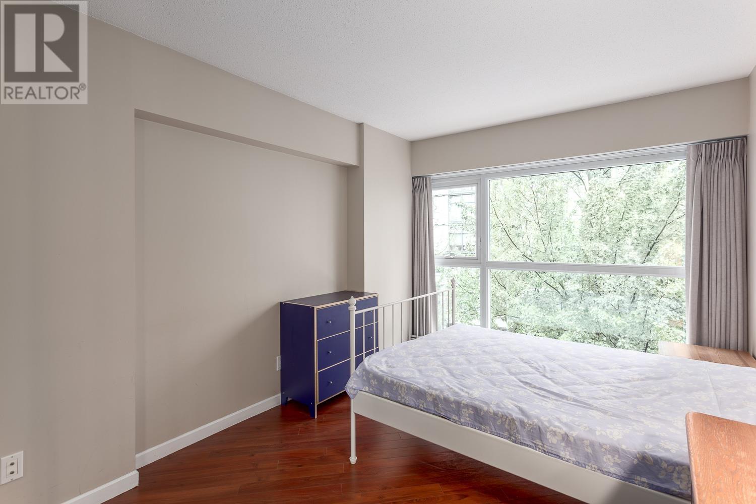 Listing Picture 15 of 27 : 505 1338 HOMER STREET, Vancouver / 溫哥華 - 魯藝地產 Yvonne Lu Group - MLS Medallion Club Member