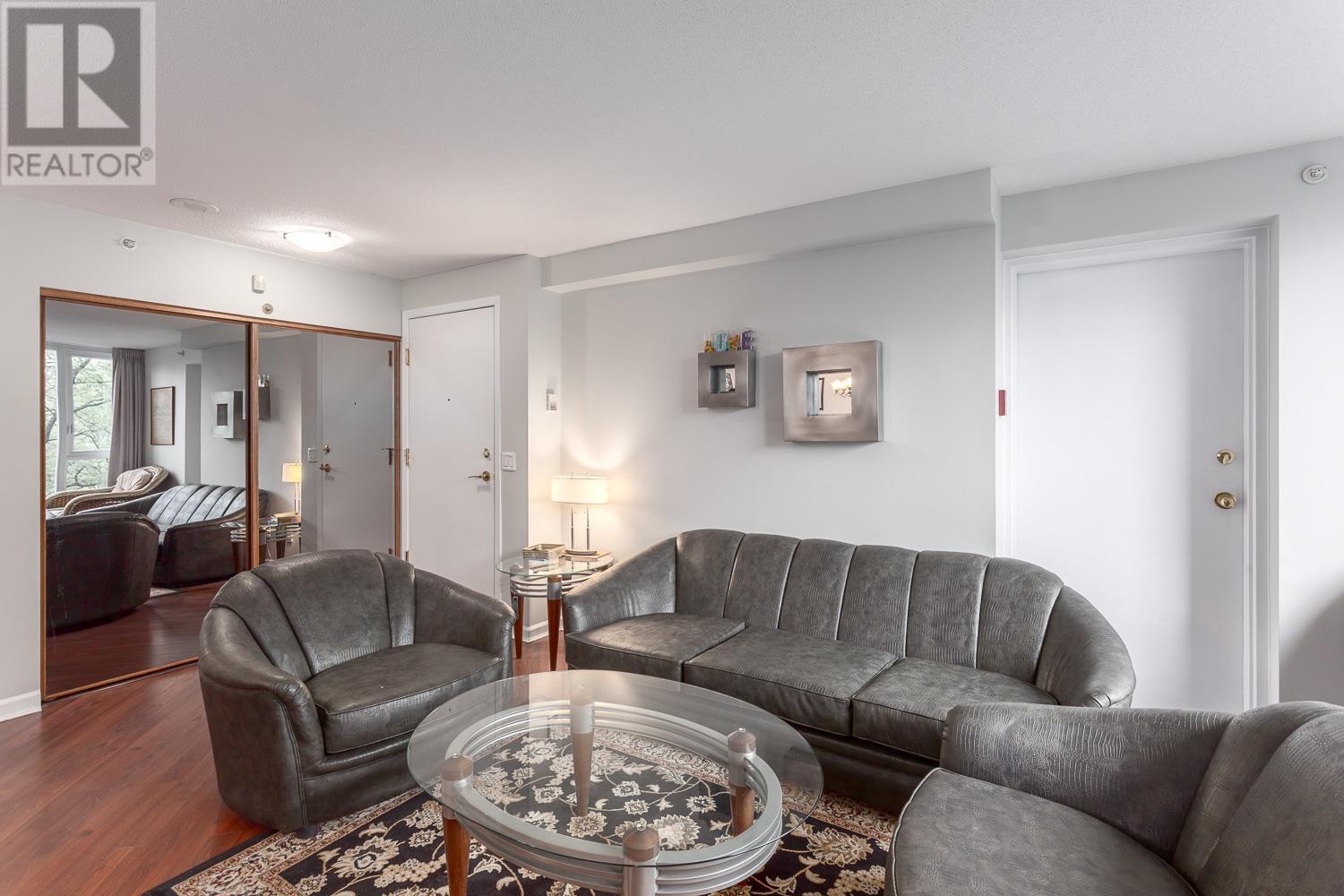 Listing Picture 5 of 27 : 505 1338 HOMER STREET, Vancouver / 溫哥華 - 魯藝地產 Yvonne Lu Group - MLS Medallion Club Member