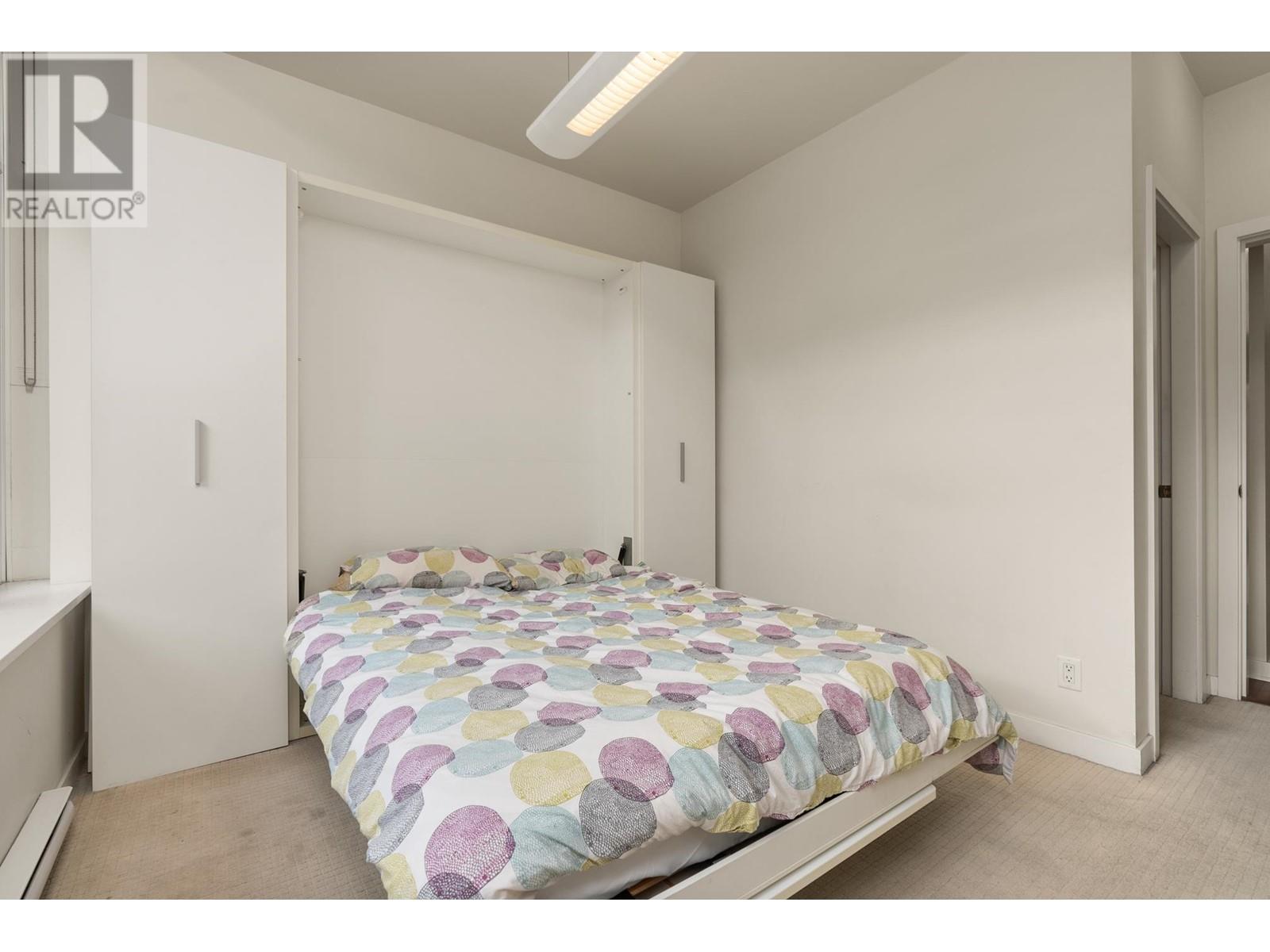 Listing Picture 16 of 30 : 817 CAMBIE STREET, Vancouver / 溫哥華 - 魯藝地產 Yvonne Lu Group - MLS Medallion Club Member