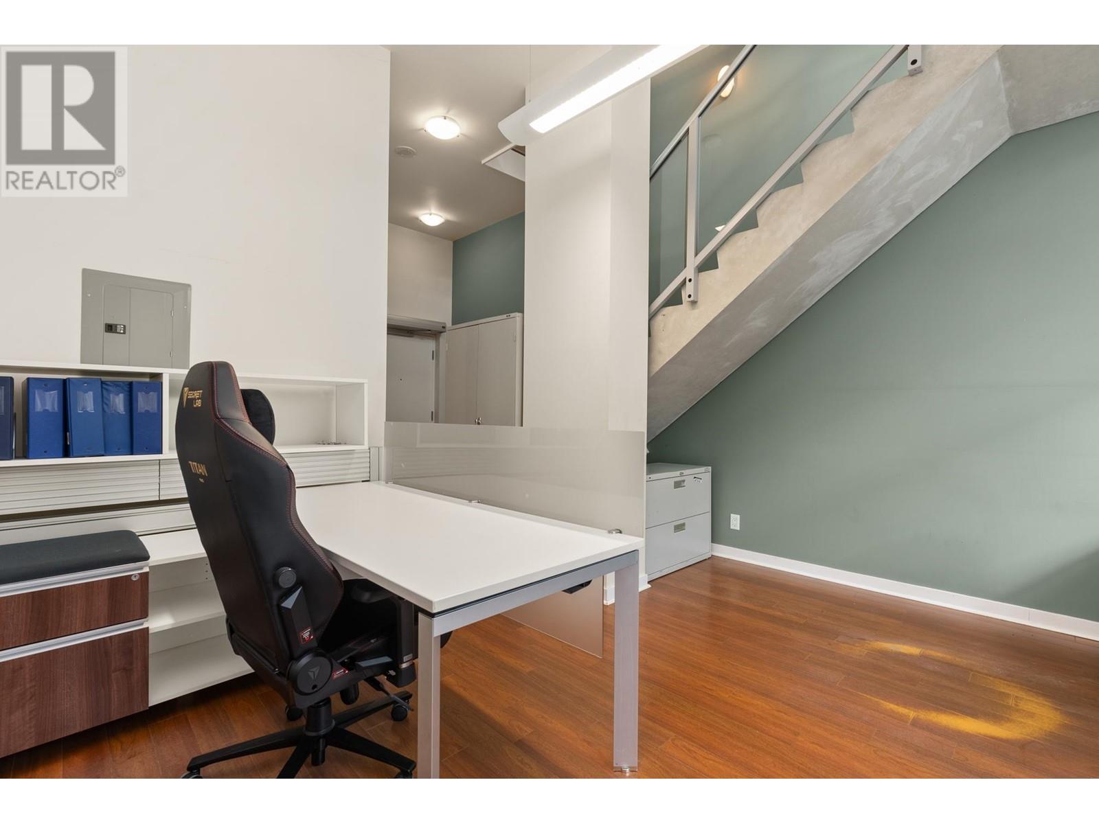 Listing Picture 28 of 30 : 817 CAMBIE STREET, Vancouver / 溫哥華 - 魯藝地產 Yvonne Lu Group - MLS Medallion Club Member