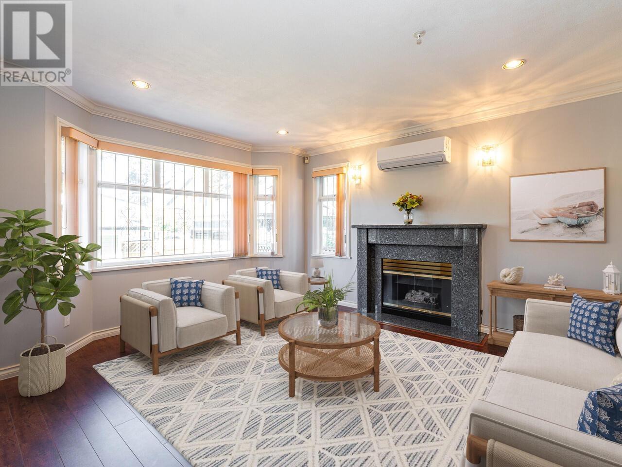 Property at 39 W 12TH AVENUE image 2