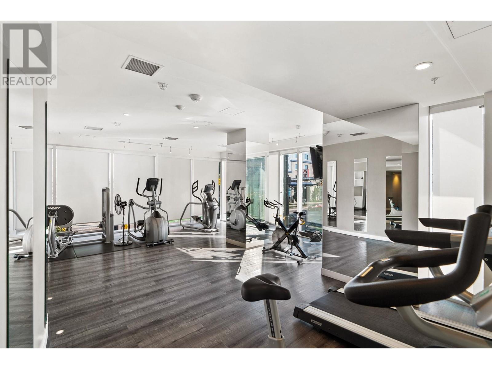 Listing Picture 12 of 25 : 1504 1775 QUEBEC STREET, Vancouver / 溫哥華 - 魯藝地產 Yvonne Lu Group - MLS Medallion Club Member