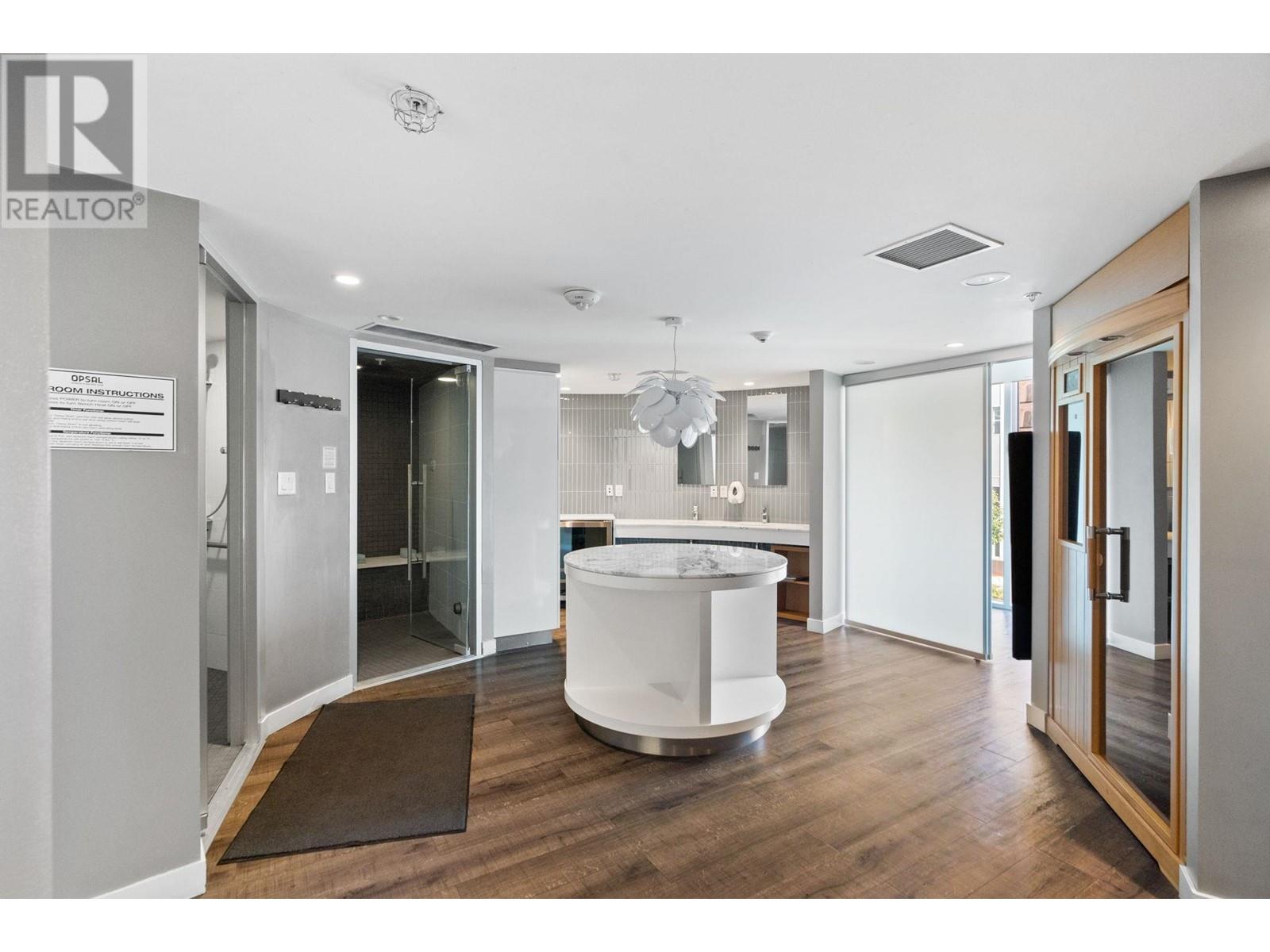 Listing Picture 13 of 25 : 1504 1775 QUEBEC STREET, Vancouver / 溫哥華 - 魯藝地產 Yvonne Lu Group - MLS Medallion Club Member