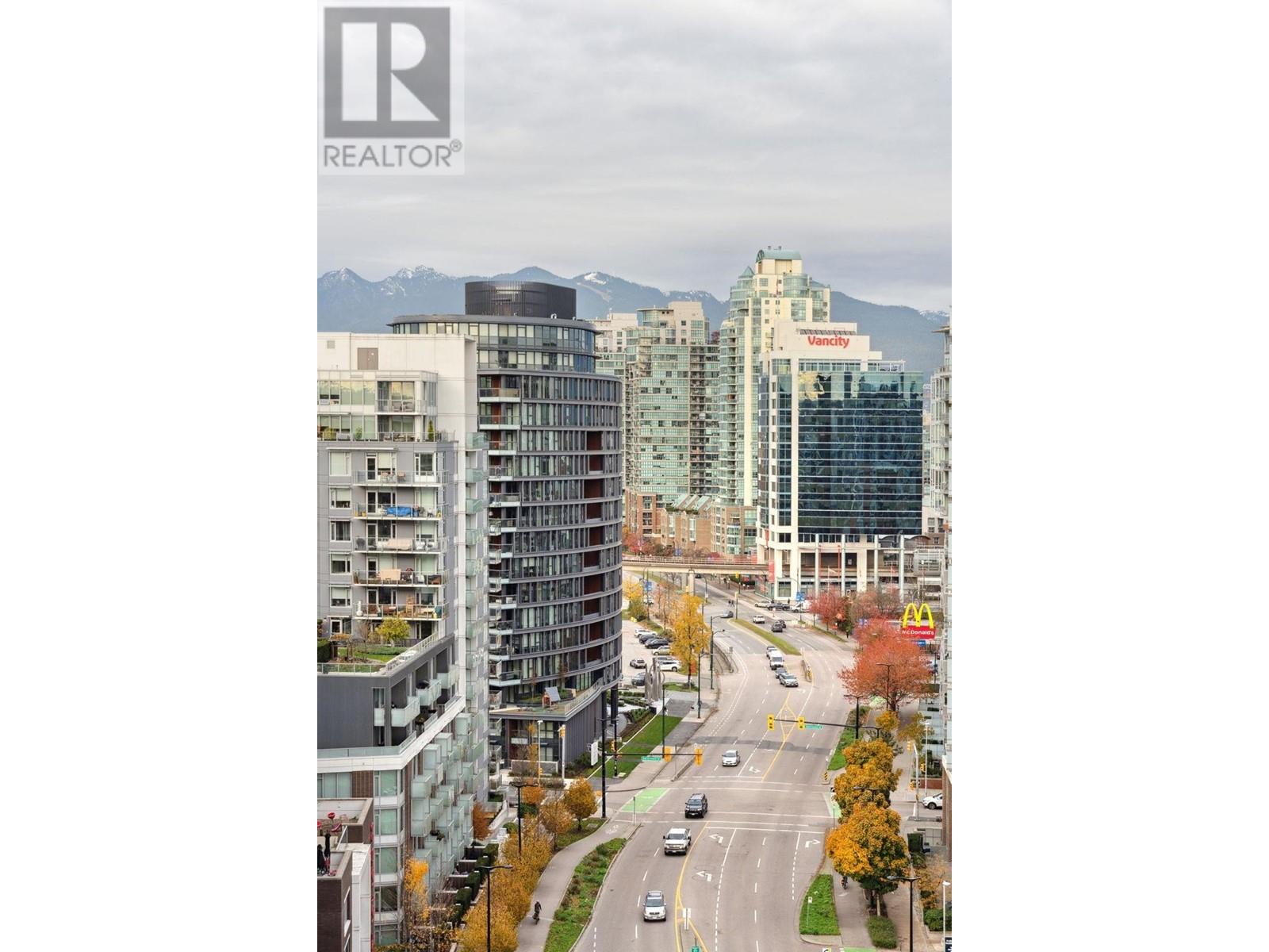 Listing Picture 19 of 25 : 1504 1775 QUEBEC STREET, Vancouver / 溫哥華 - 魯藝地產 Yvonne Lu Group - MLS Medallion Club Member