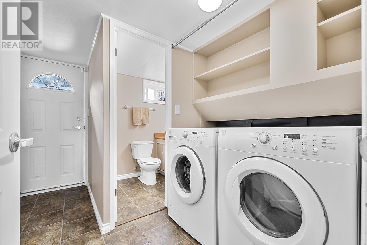 Listing Picture 12 of 21 : 5537 RUGBY STREET, Burnaby / 本拿比 - 魯藝地產 Yvonne Lu Group - MLS Medallion Club Member