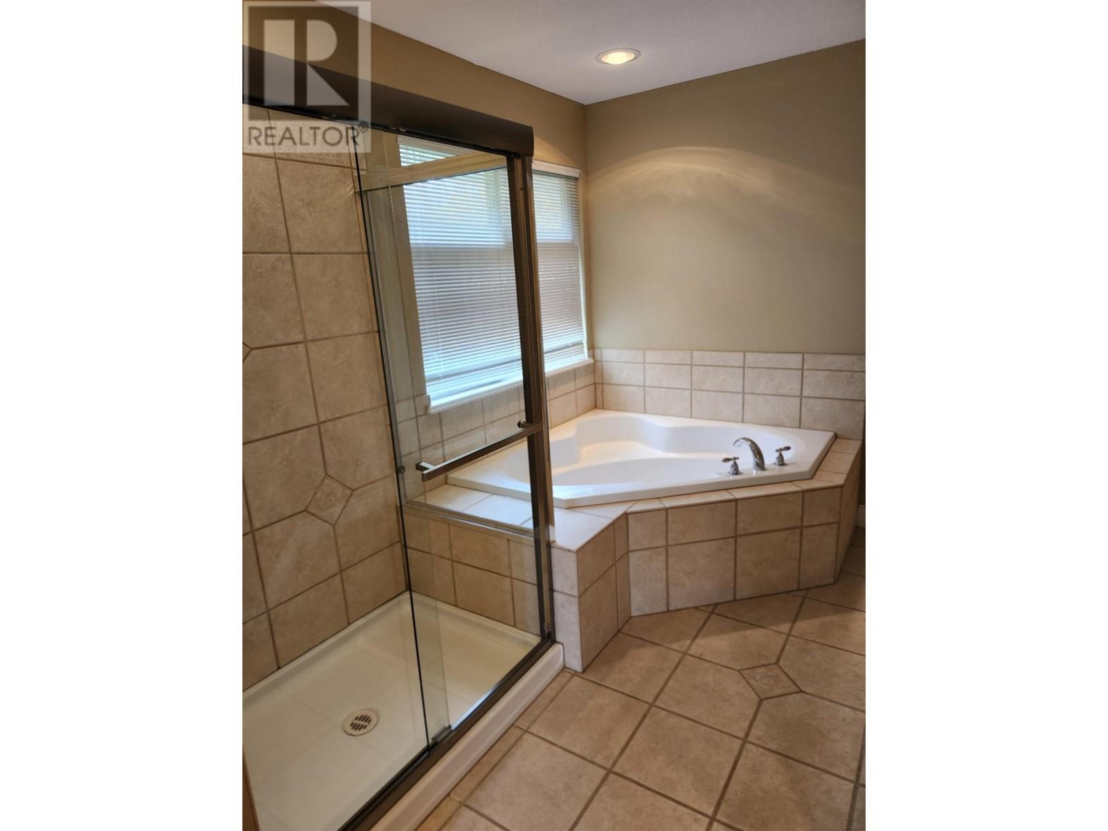 10500 Baker Place, Maple Ridge, British Columbia  V2W 2C2 - Photo 10 - R2953170