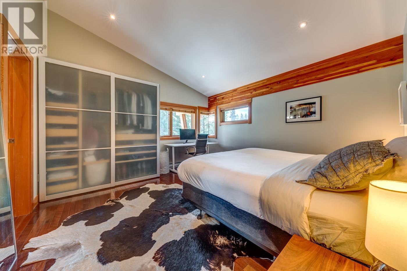 9557 Emerald Drive, Whistler, British Columbia  V8E 0G5 - Photo 12 - R2953197