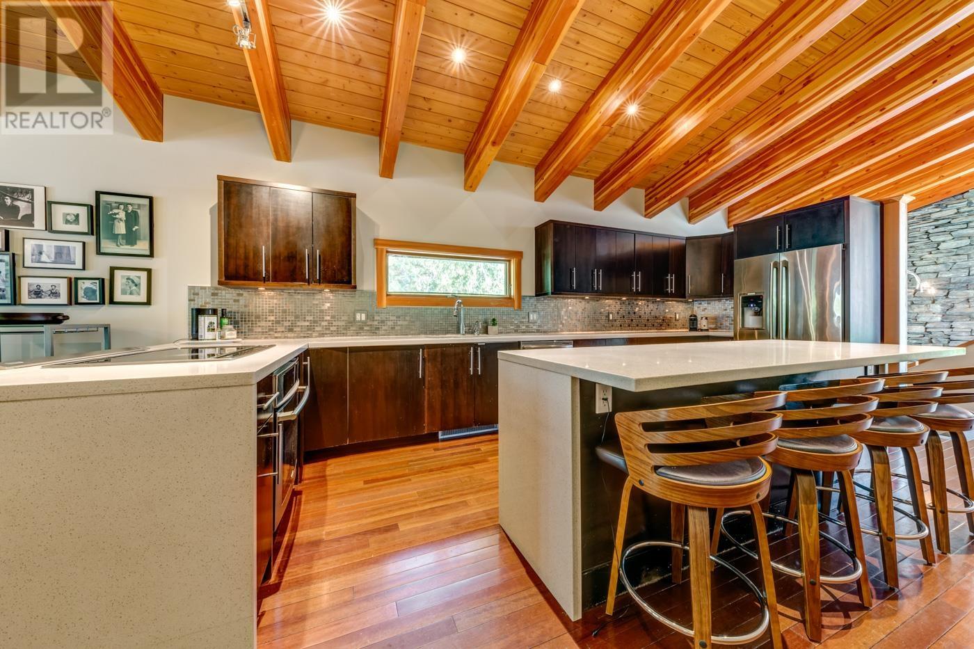 9557 Emerald Drive, Whistler, British Columbia  V8E 0G5 - Photo 9 - R2953197
