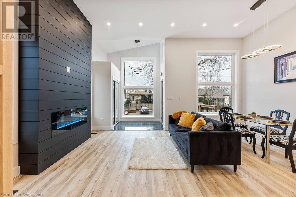 209 Grenfell Street, Hamilton, Ontario  L8H 3J6 - Photo 13 - 40687957