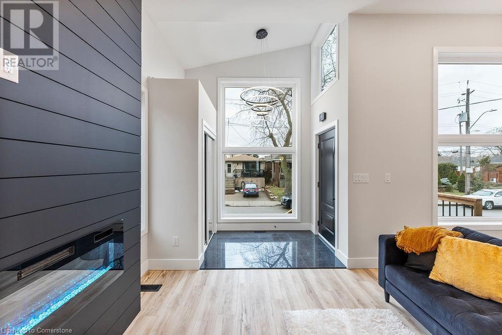 209 Grenfell Street, Hamilton, Ontario  L8H 3J6 - Photo 11 - 40687957